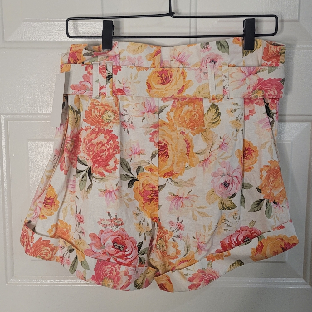 For Love And Lemons NWOT Floral Shorts Size M - Picture 5 of 5